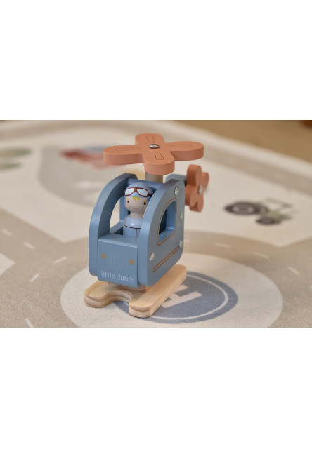 Helikoptéra drevená