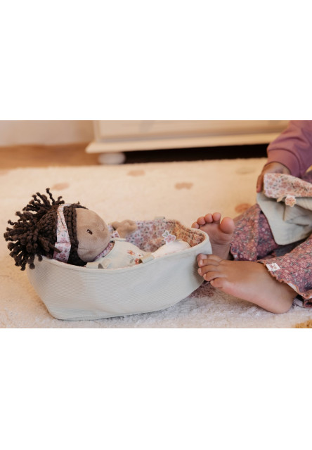 Bábika v košíku Evi