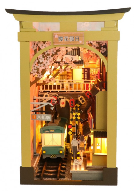 Zarážka na knihy Miniatúra domčeka Sakurové prázdniny