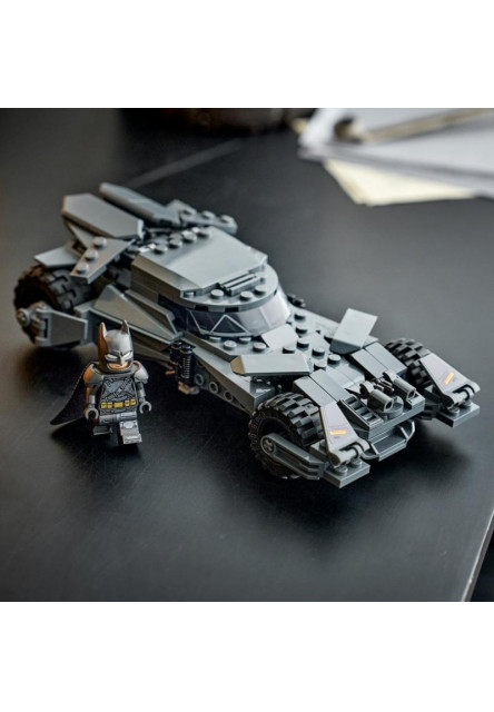 Batman vs. Superman™ Batmobil
