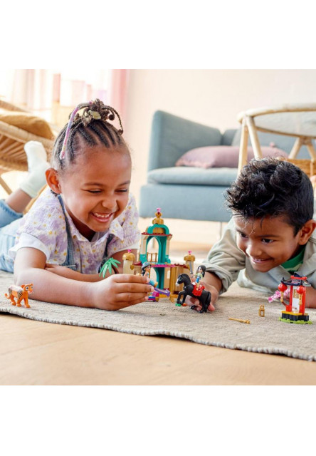 Dobrodružstvá Jasmíny a Mulan