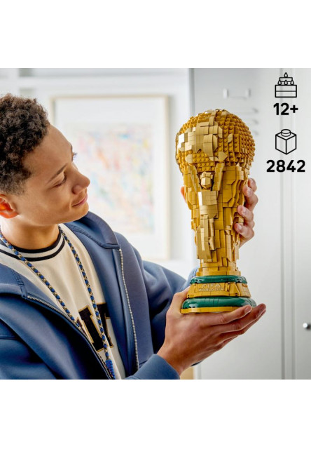 Oficiálna trofej Majstrovstiev sveta vo futbale FIFA