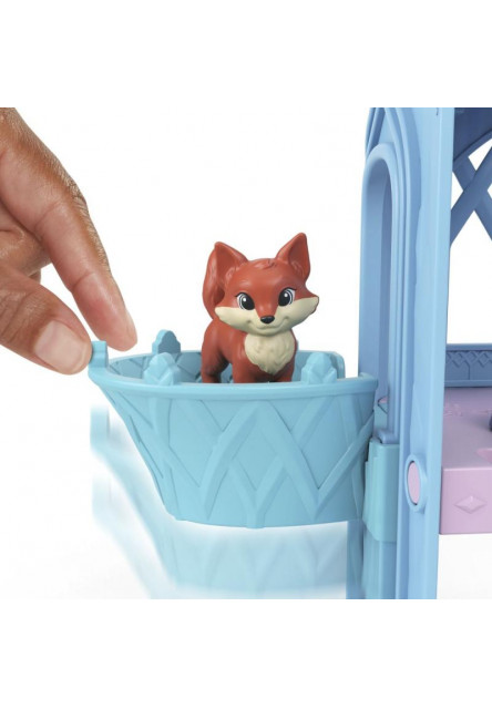 FROZEN MALÁ BÁBIKA STARÁME SA O ZVIERATKÁ HERNÝ SET