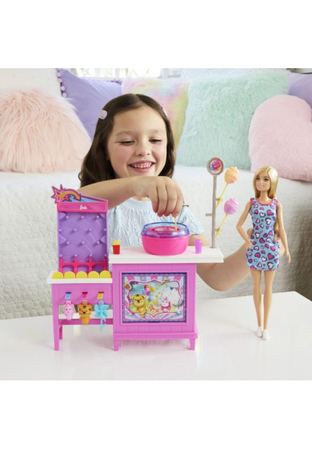 Barbie bábika a stánok s cukrovou vatou herný set