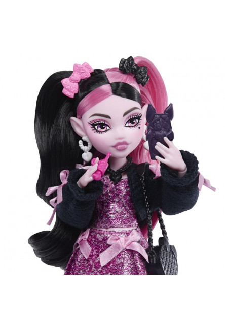 Monster High BÁBIKA MONSTERKA - DRACULAURA