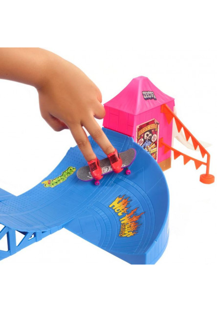 Hot Wheels skates zábavný fingerboard  skatepark 