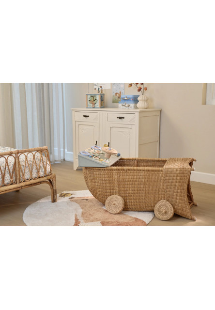 Pult s aktivitami a volantom drevený