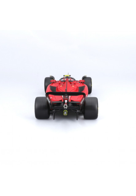 Bburago - FORMULA RACING, F1 Ferrari SF-23 (2023) s figúrkou jazdca, #55 Carlos Sainz, 1:24