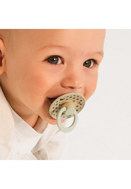 BIBS STUDIO Colour Polka cumlíky z prírodného kaučuku 2ks - veľkosť 1 (Baby Pink / Mocha)