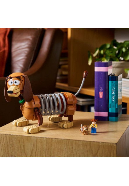 Knižné zarážky: Pes Slinky z Toy Story