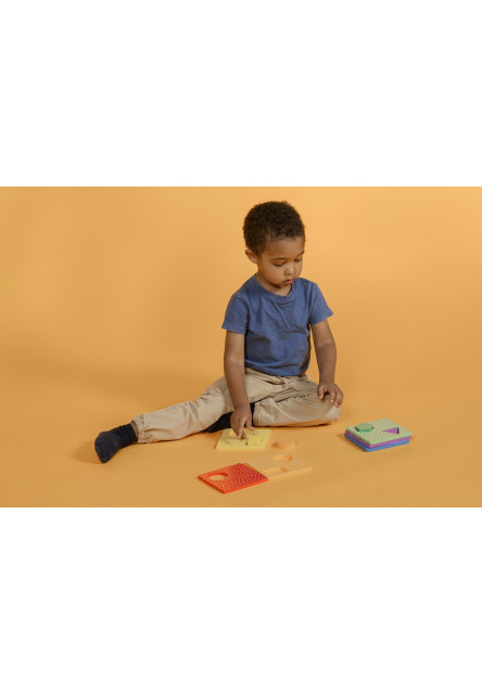 Play and Learn box Farby