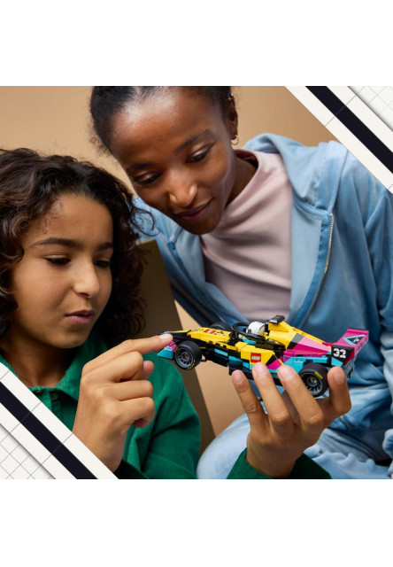 Pretekárske auto LEGO® F1 ACADEMY™