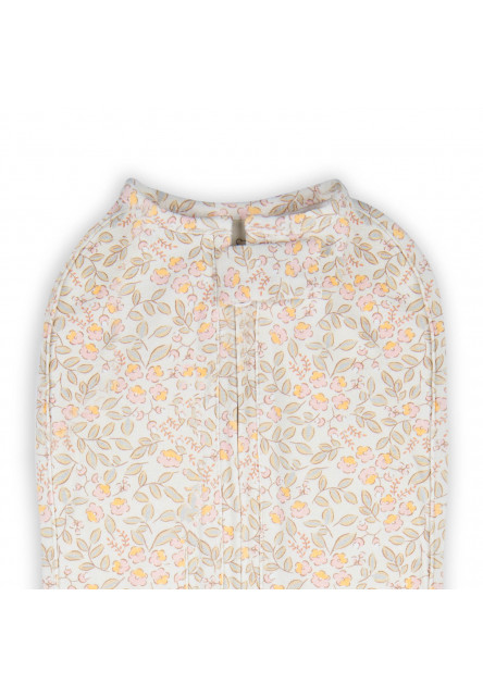 Zavinovačka Sleepee First Step Swaddle s čepičkou zdarma Blossom