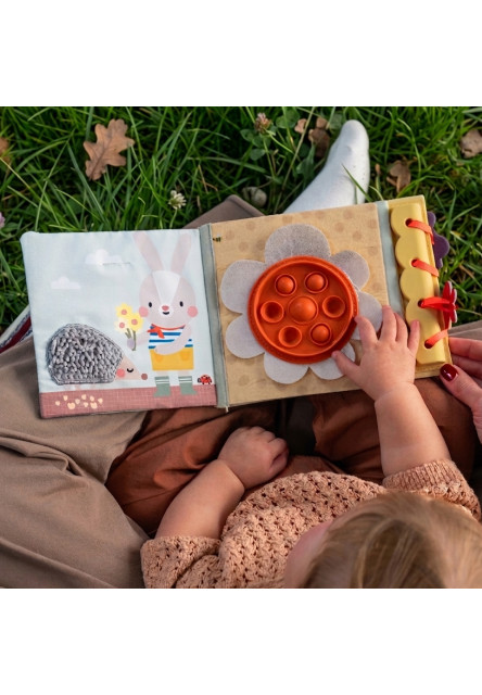 Knižka s aktivitami Garden My 1st Busy Book