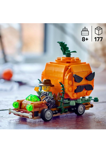 Pick-up s halloweenskymi tekvicami