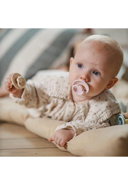Dvojbalenie cumlíkov frigg mini mocha vanilla cream/ rose latte, 6-18m, silikón