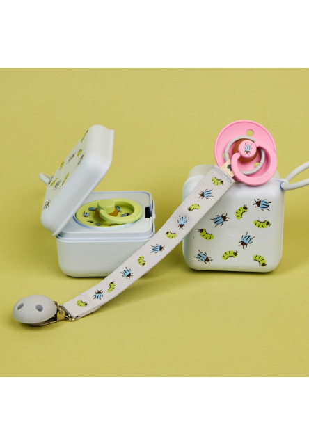 BIBS STUDIO Ribbon klip na cumlík (Caterpillar Beetle Mix Baby Blue)